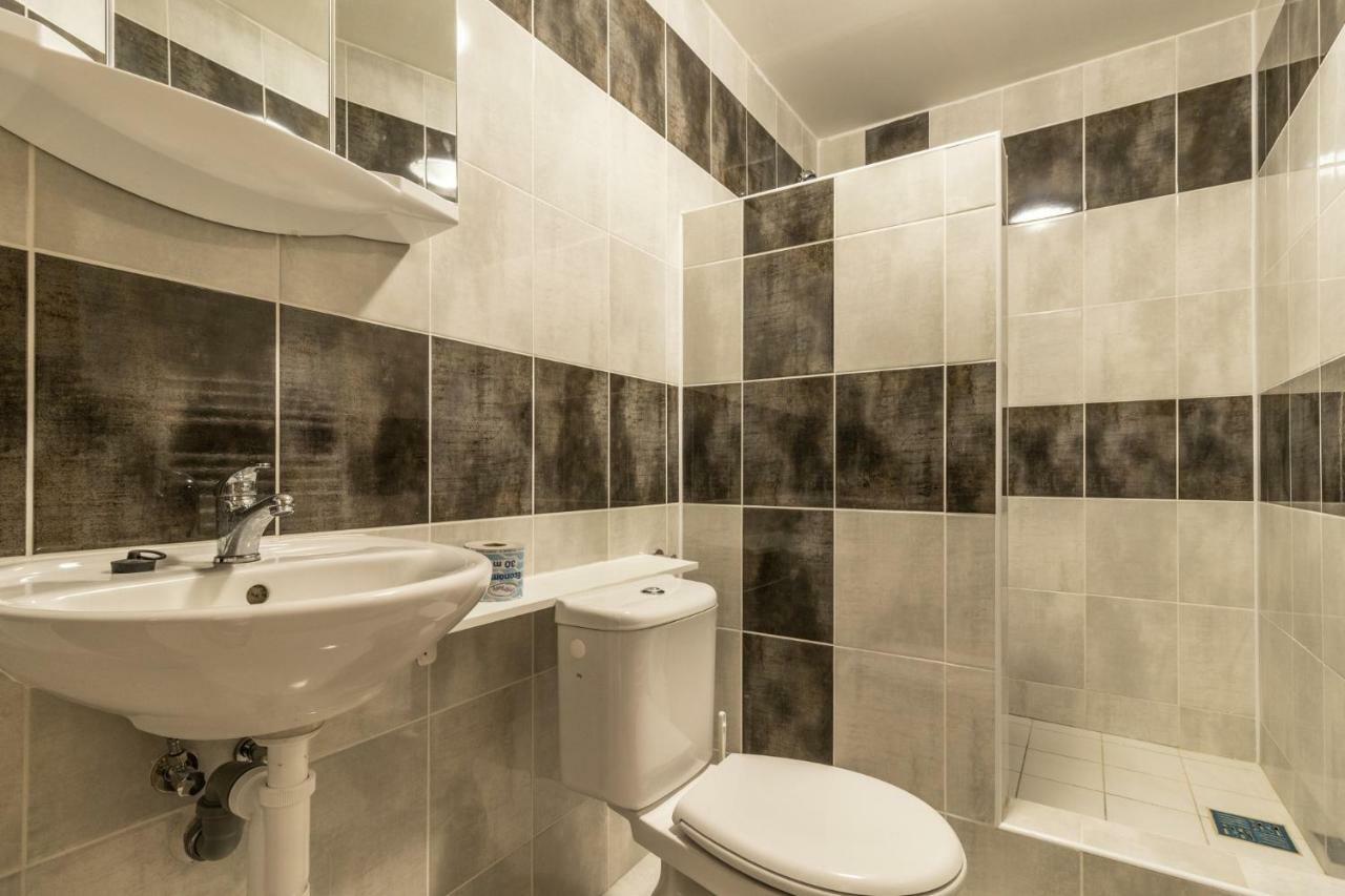Restaurace Penzion Pod Sumarnikem Tvarozna Lhota Buitenkant foto