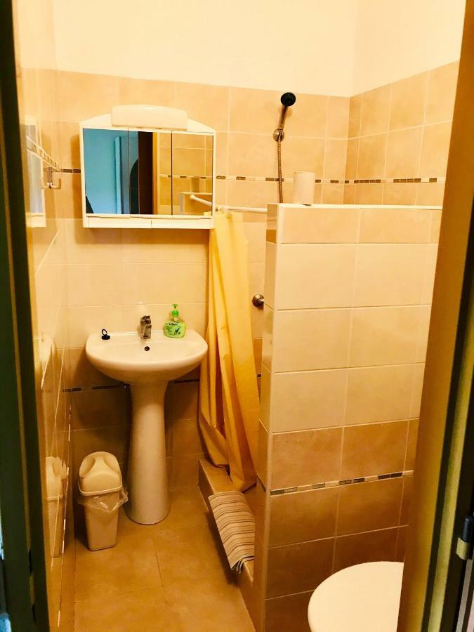 Restaurace Penzion Pod Sumarnikem Tvarozna Lhota Buitenkant foto