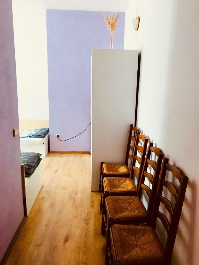 Restaurace Penzion Pod Sumarnikem Tvarozna Lhota Buitenkant foto